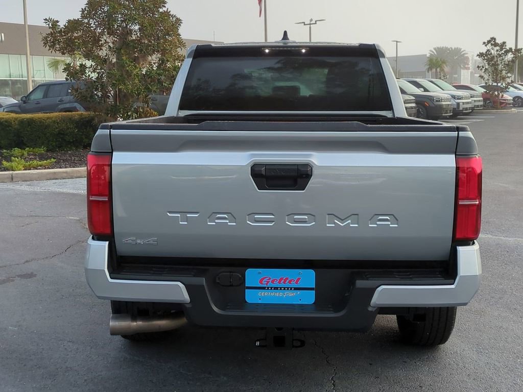 Used 2025 Toyota Tacoma SR5 image 6