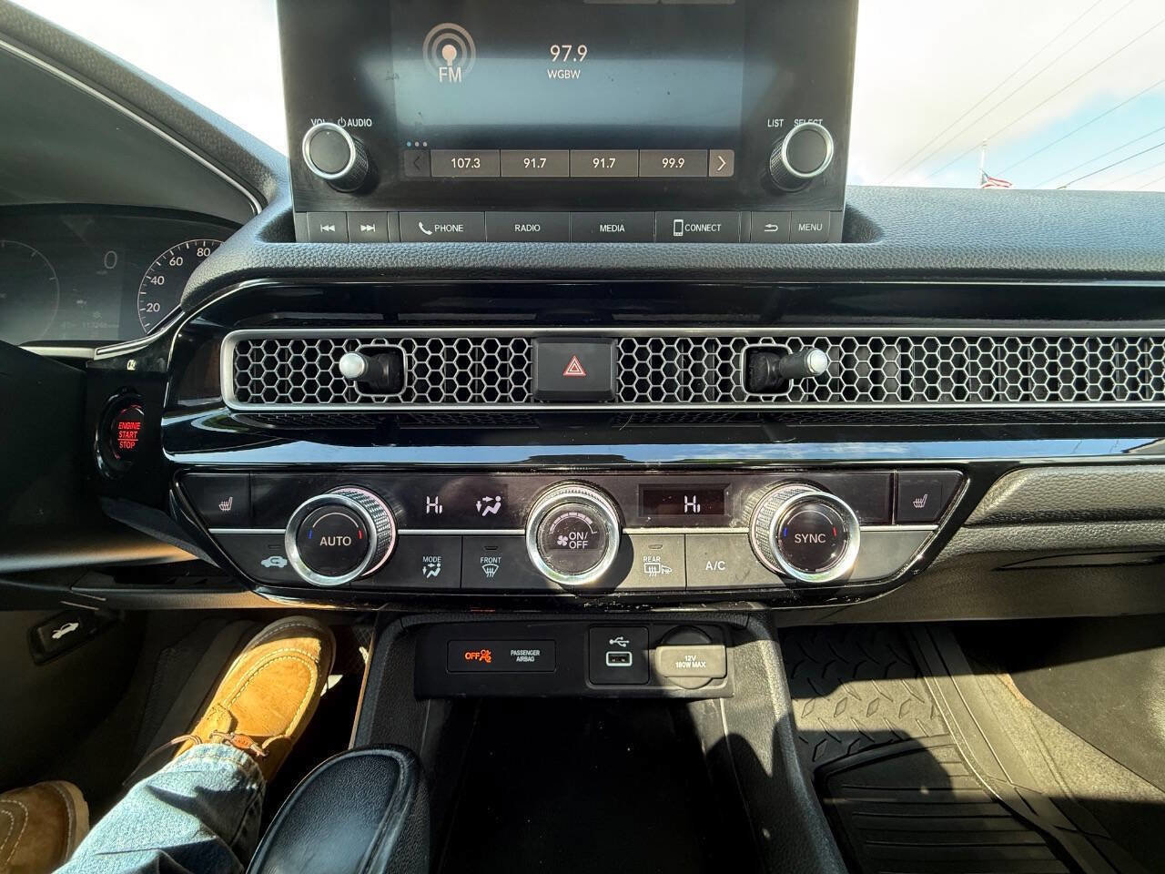 Used 2022 Honda Civic EX-L image 25