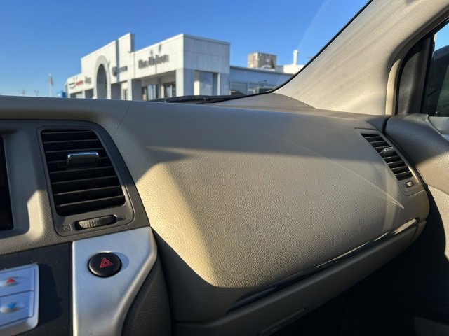 Used 2010 Nissan Murano S image 33