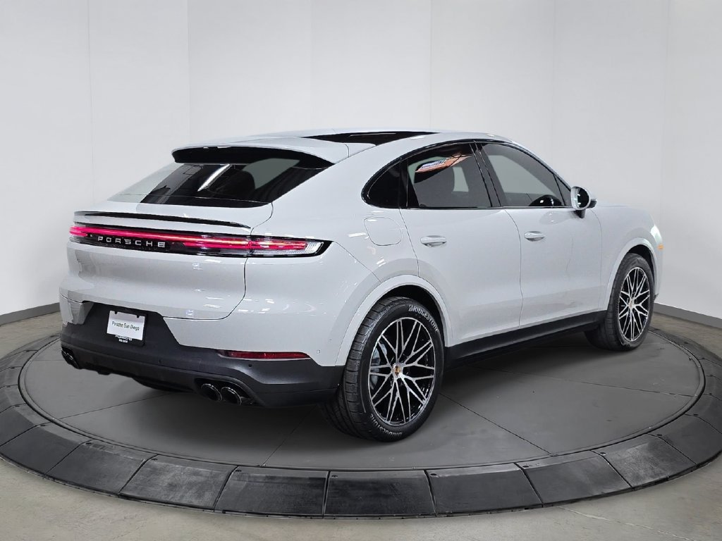 Certified 2026 Porsche Cayenne S AWD/4WD image 7