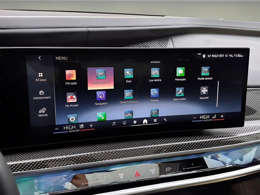 Used 2025 BMW 760i xDrive w/ Executive Package image 13