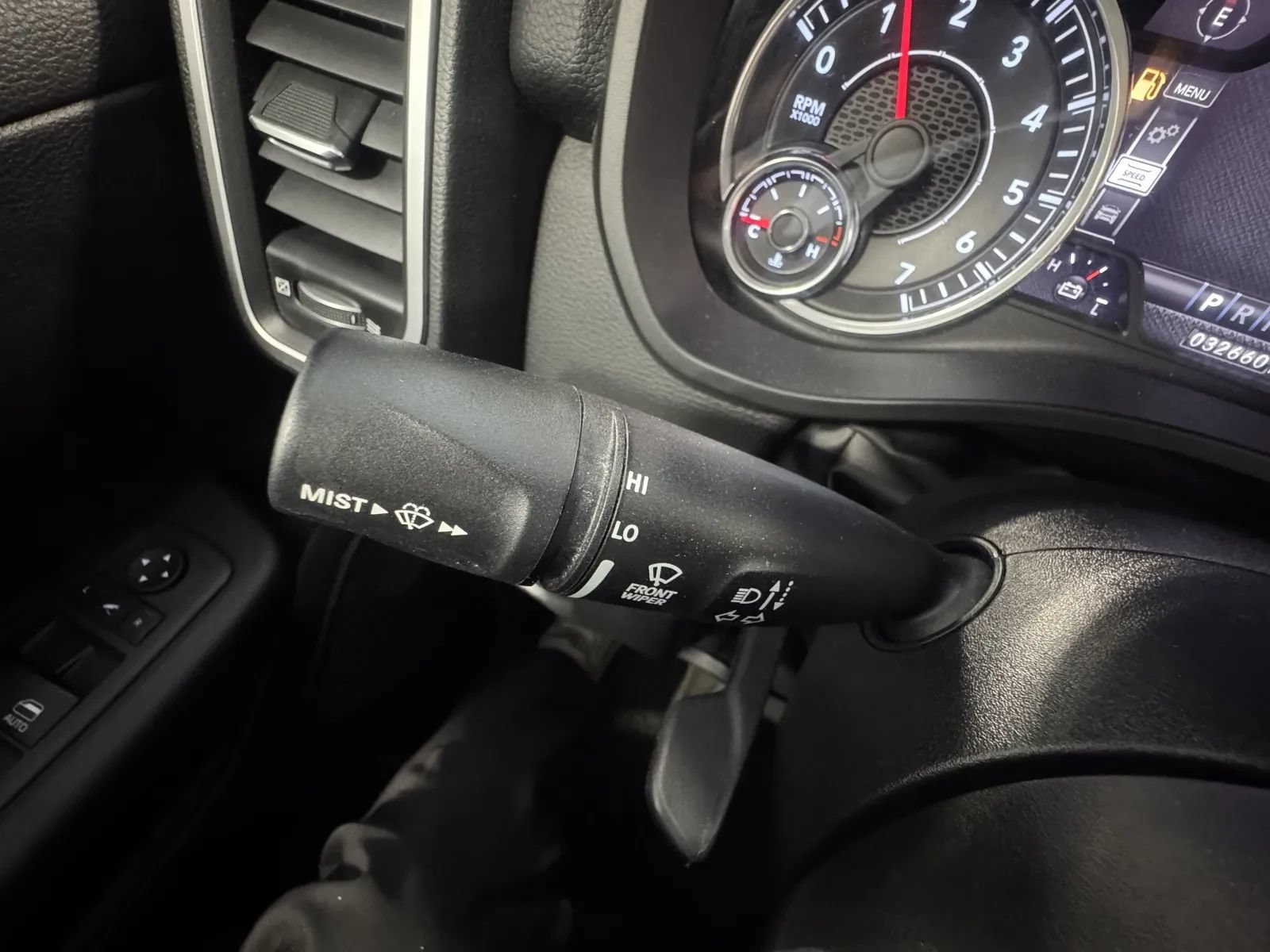 Used 2022 RAM 1500 Big Horn AWD/4WD image 28