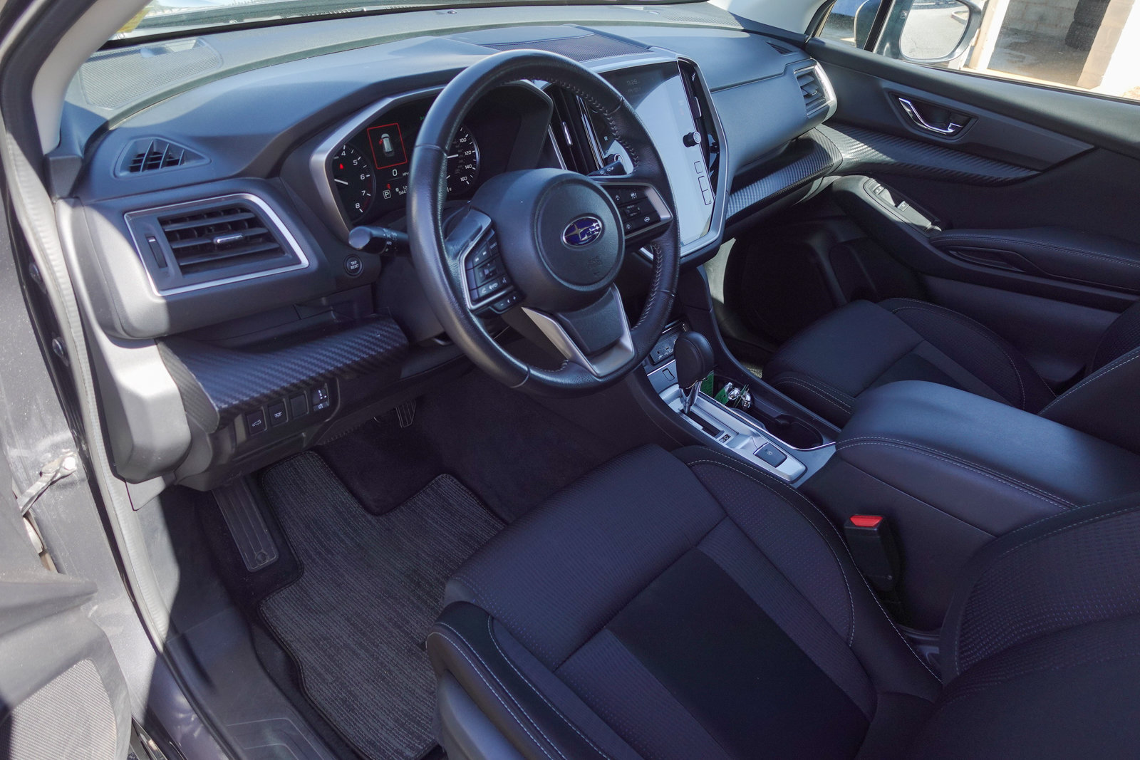 Used 2025 Subaru Ascent Premium AWD/4WD image 9