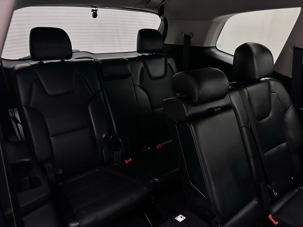 Used 2020 Kia Telluride LX image 16