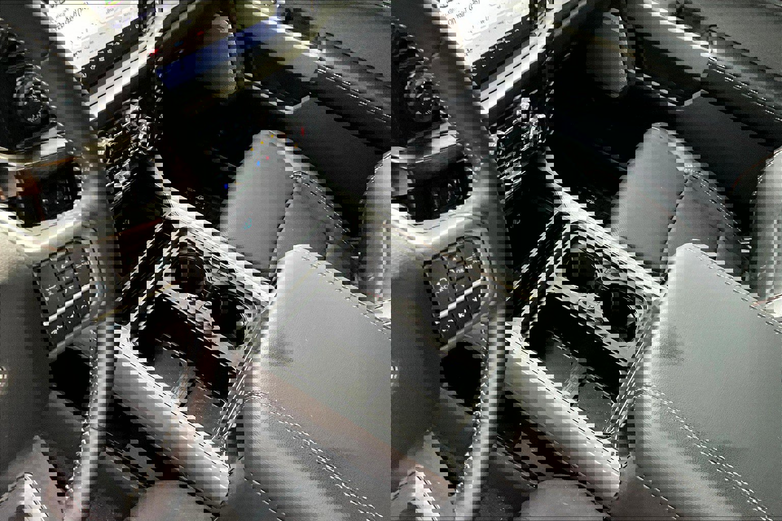 Used 2023 Ford F350 Lariat w/ Lariat Ultimate Package image 15