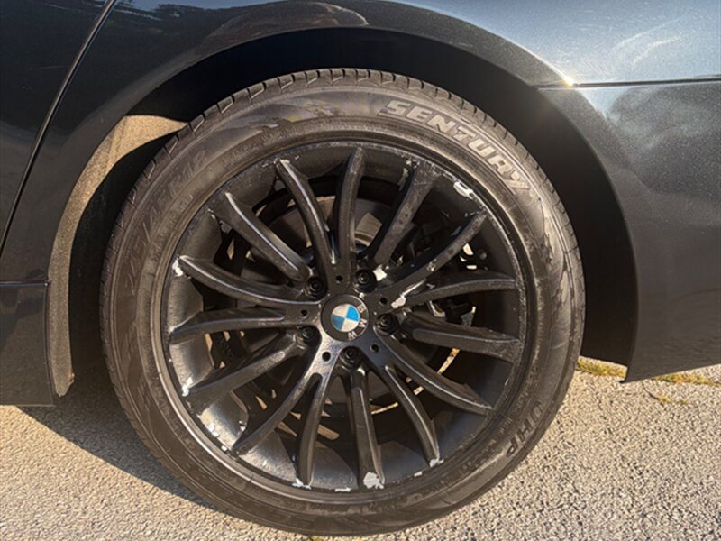 Used 2014 BMW 528i xDrive Sedan AWD/4WD image 25