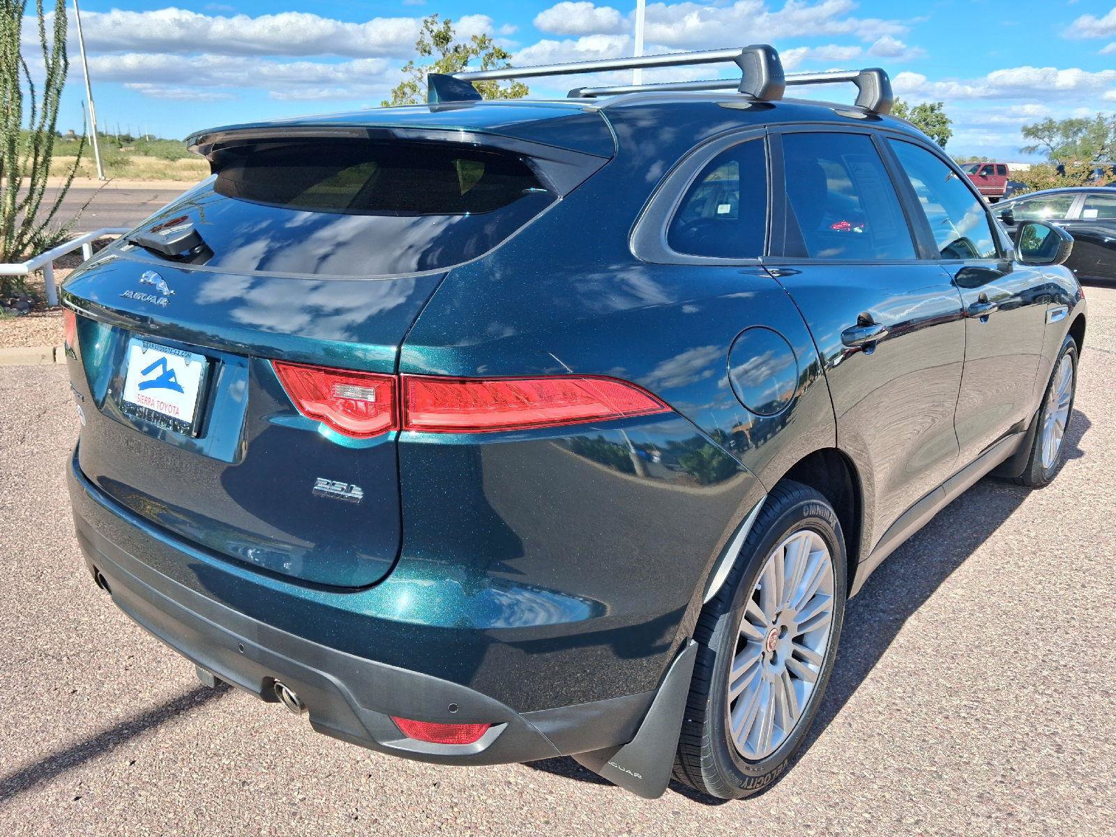 Used 2018 Jaguar F-PACE Premium AWD/4WD image 6