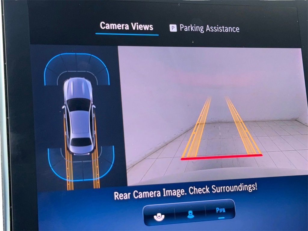 Used 2025 Mercedes-Benz C 300 Sedan image 28