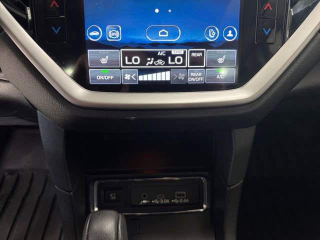 Used 2023 Subaru Ascent Limited w/ Technology Package image 3