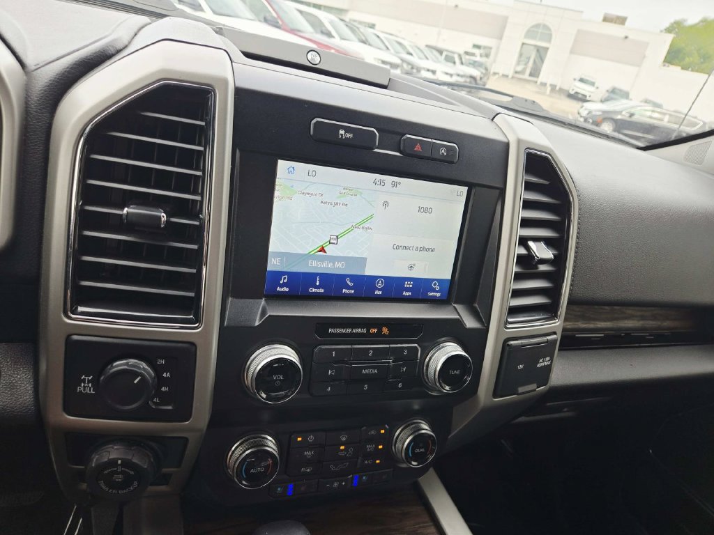 Used 2019 Ford F150 Lariat w/ Equipment Group 502A Luxury AWD/4WD image 28
