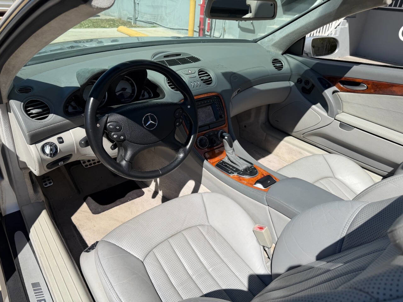 Used 2004 Mercedes-Benz SL 55 AMG image 17