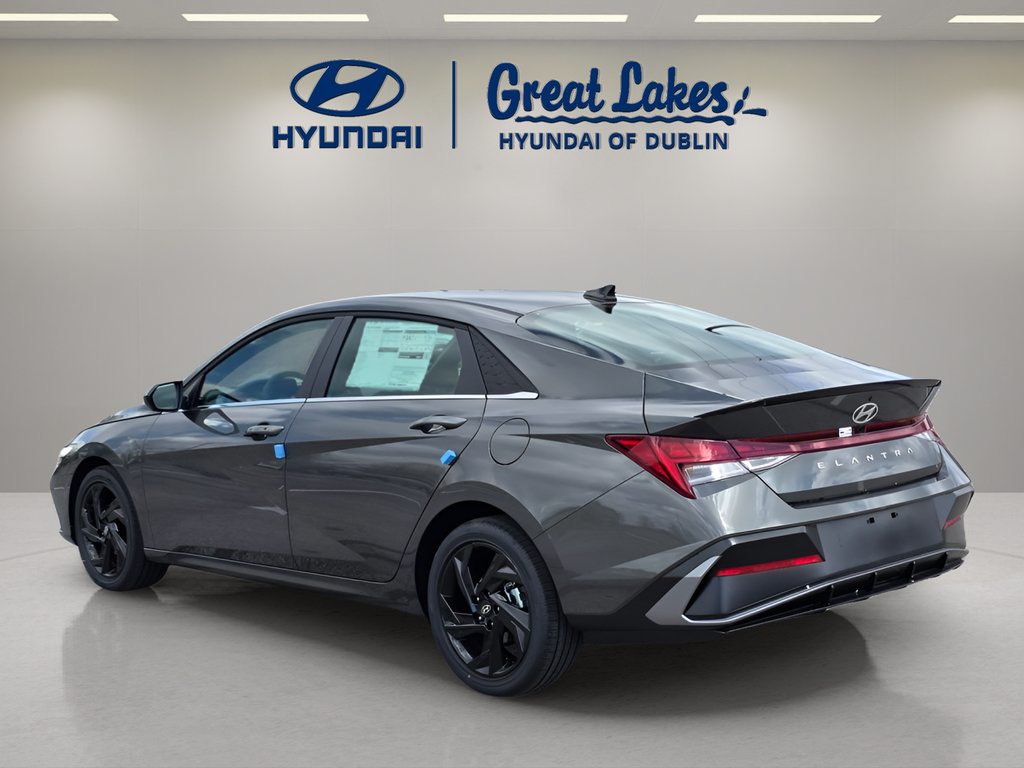 New 2026 Hyundai Elantra SEL Sport Premium FWD image 3