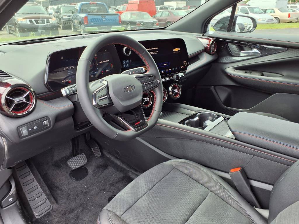New 2025 Chevrolet Blazer EV RS FWD image 12