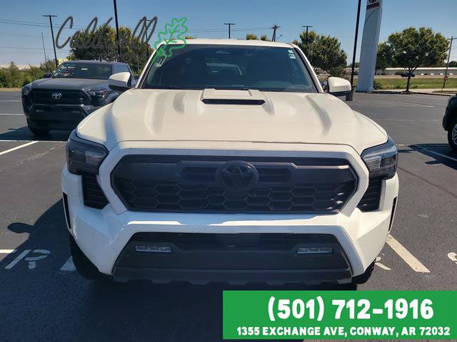 Used 2025 Toyota Tacoma TRD Sport AWD/4WD image 32