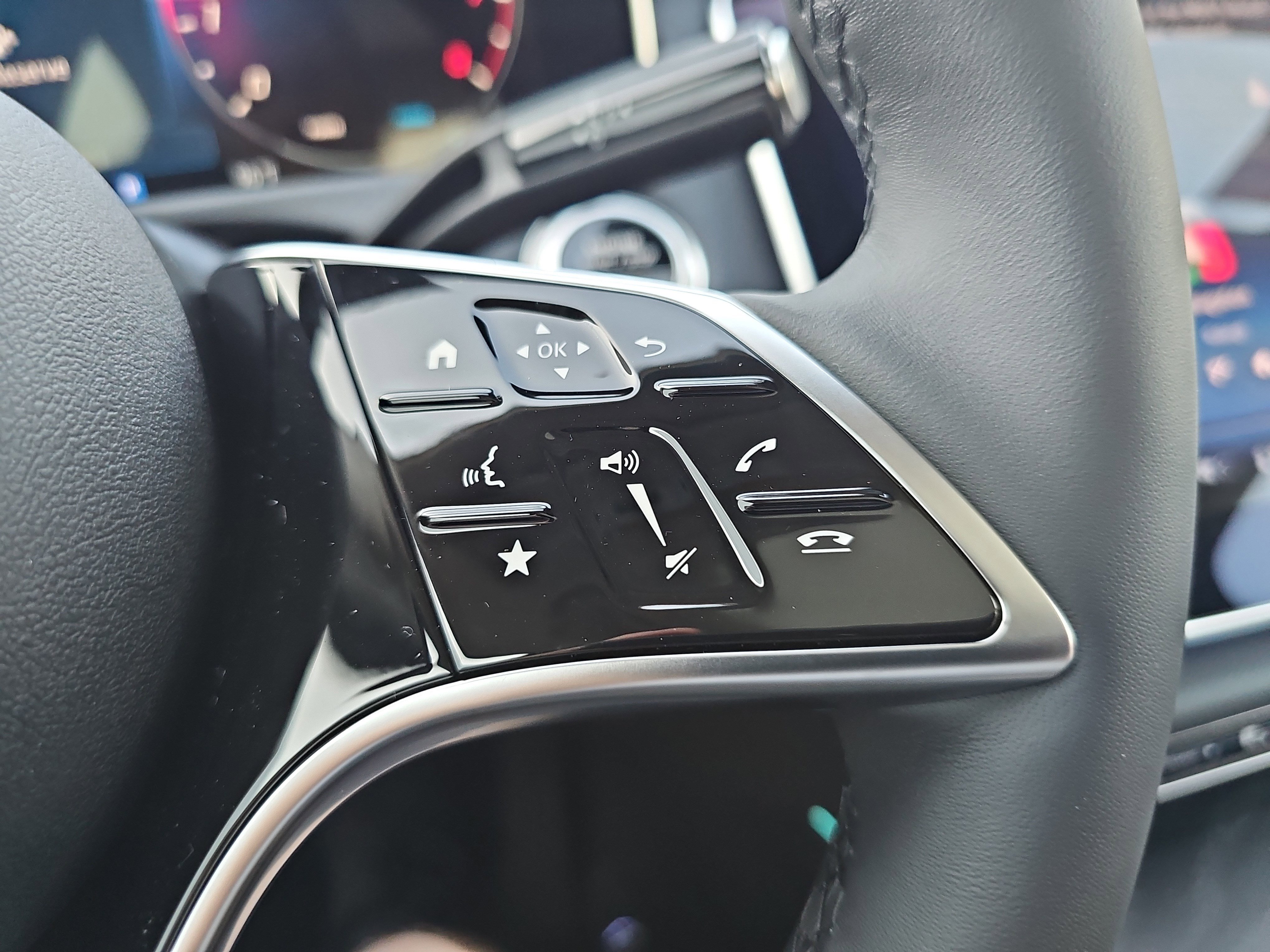 New 2026 Mercedes-Benz E 450 4MATIC Sedan image 19