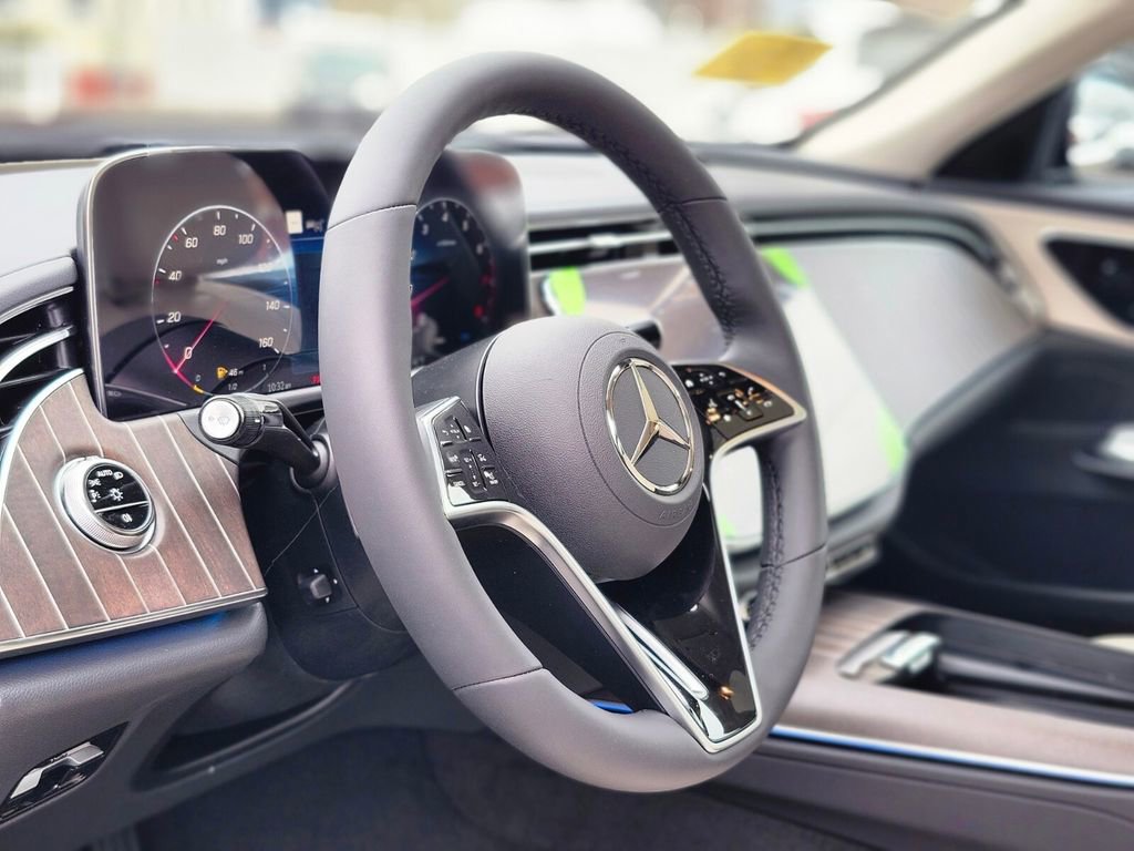 New 2026 Mercedes-Benz E 350 4MATIC Sedan image 19