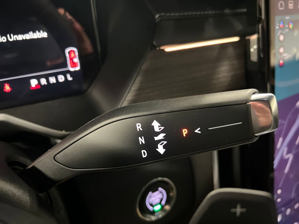 New 2026 GMC Acadia Denali w/ Super Cruise Package image 26