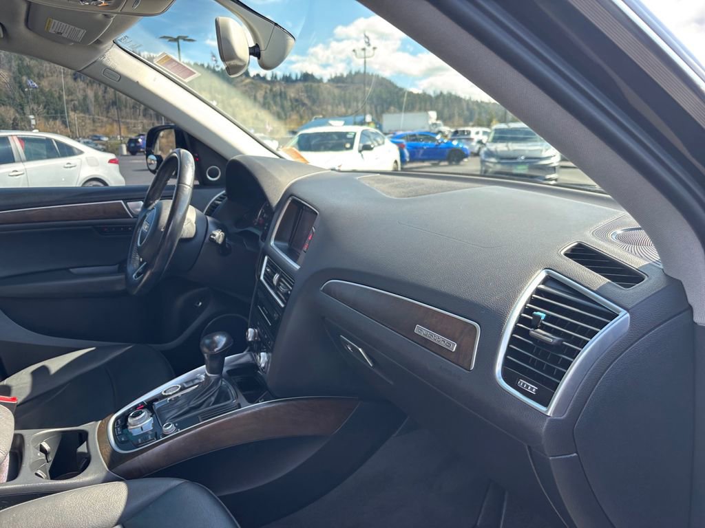 Used 2017 Audi Q5 3.0T Premium Plus w/ Technology Package image 27