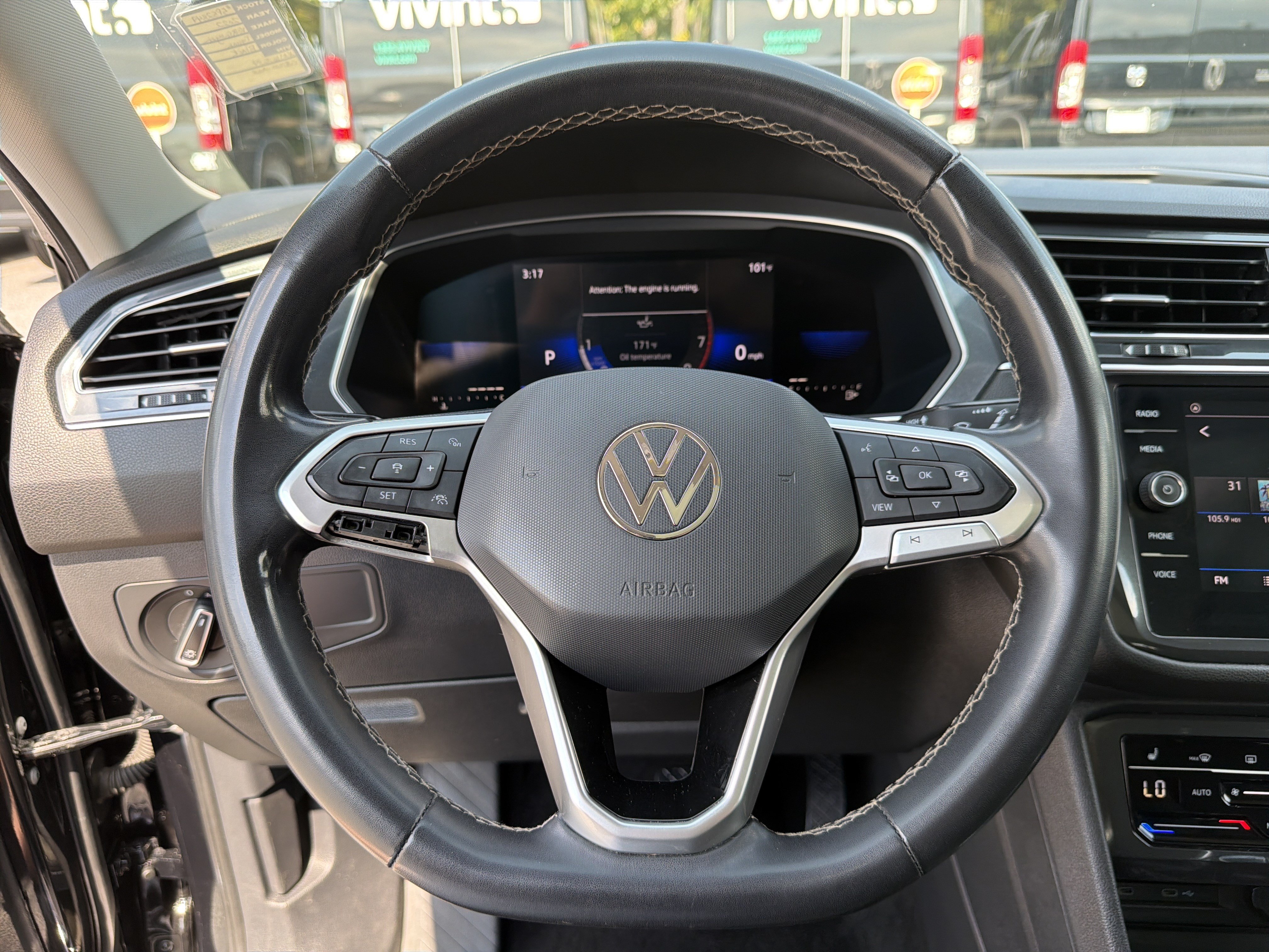 Used 2022 Volkswagen Tiguan SE FWD image 28