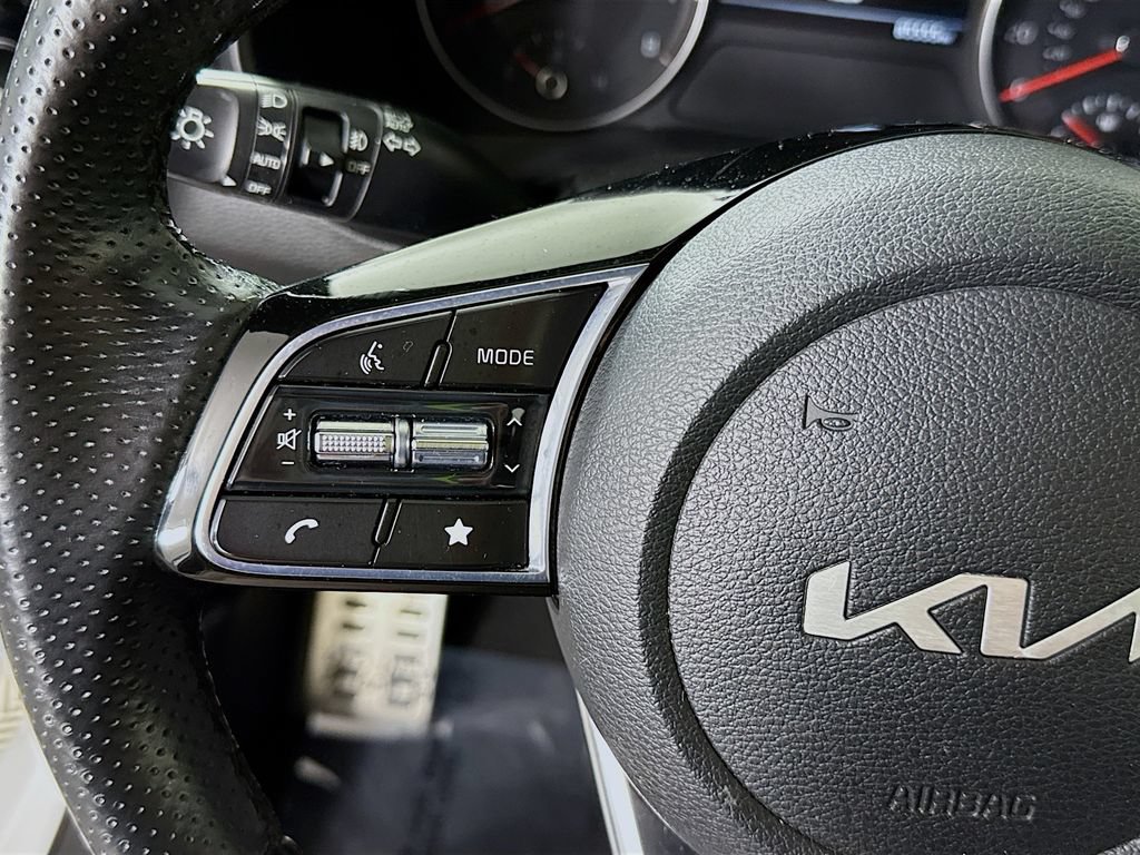 Used 2022 Kia Forte GT-Line w/ GT-Line Premium Package FWD image 22