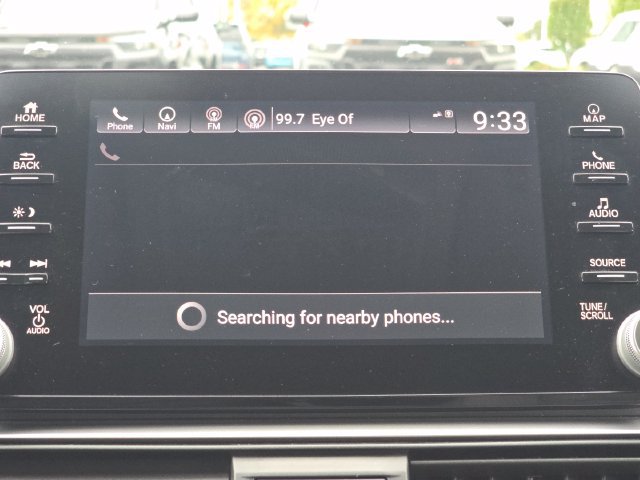 Used 2018 Honda Accord Touring image 8