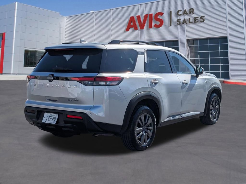 Used 2024 Nissan Pathfinder SV AWD/4WD image 6