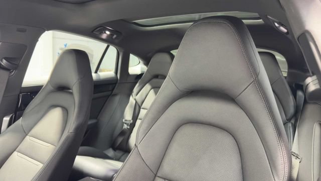 Used 2019 Porsche Panamera w/ Premium Package Plus RWD image 23