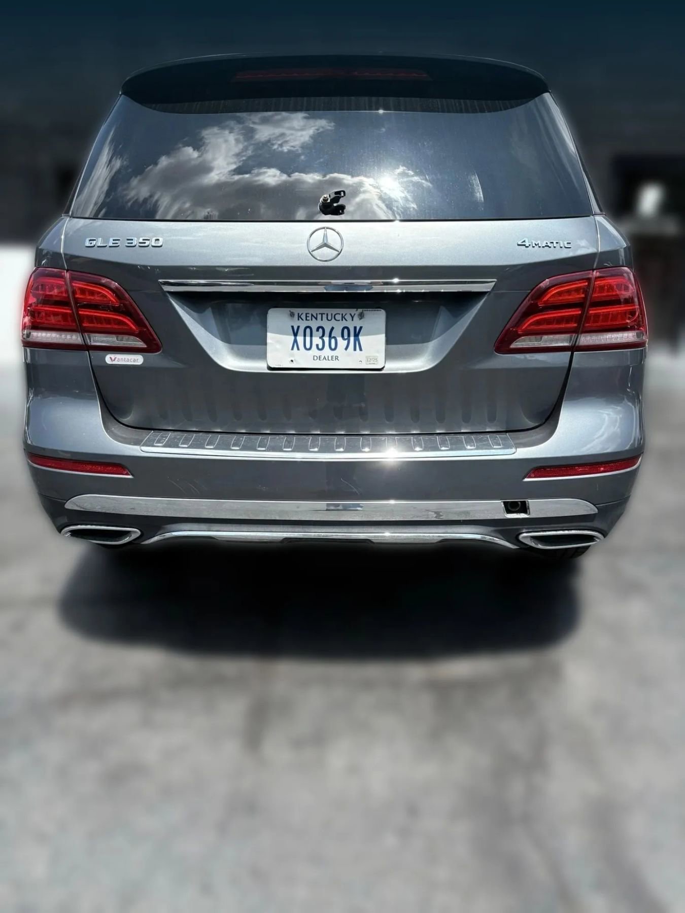 Used 2018 Mercedes-Benz GLE 350 4MATIC w/ Premium 1 Package image 4