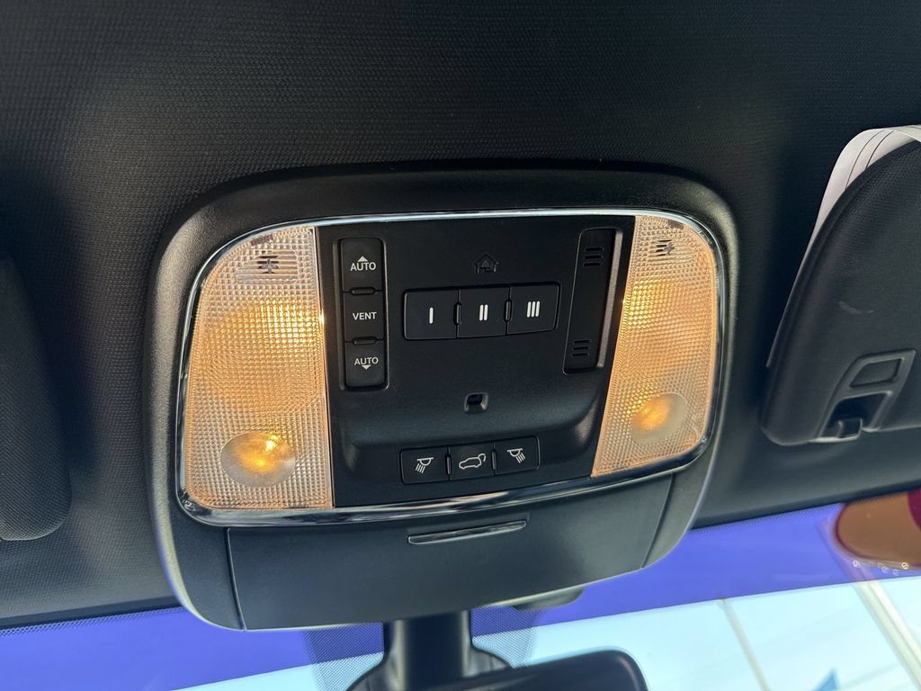 Used 2020 Jeep Grand Cherokee Limited X AWD/4WD image 12