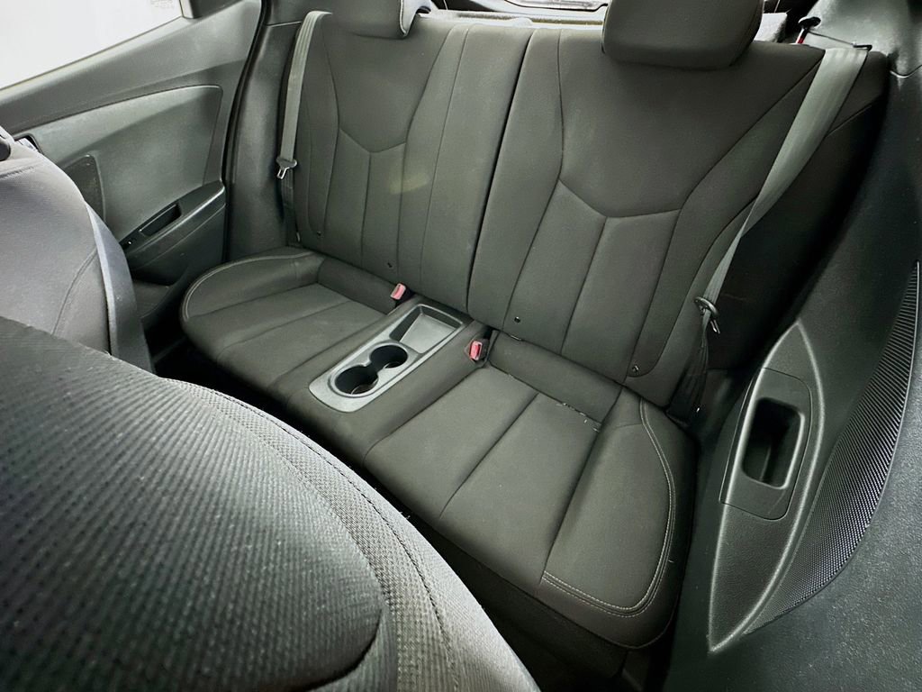 Used 2012 Hyundai Veloster image 28