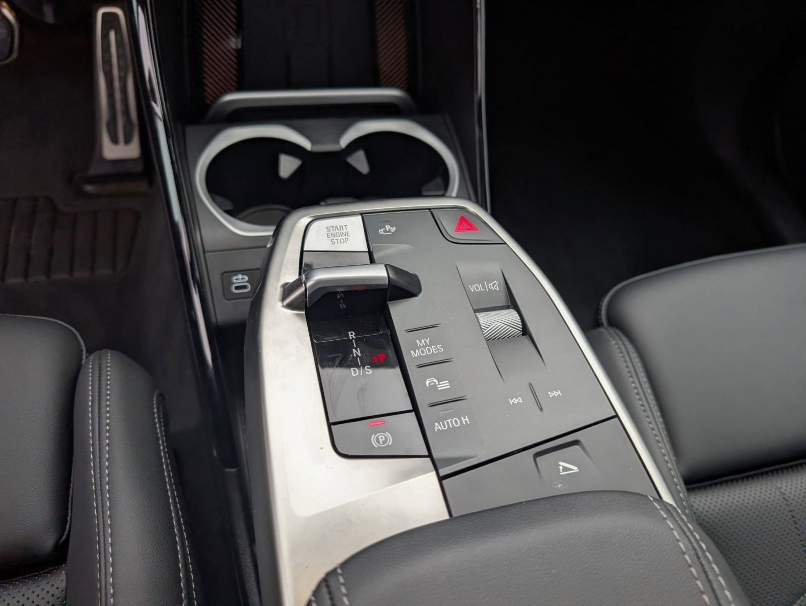 Used 2025 BMW X1 xDrive28i w/ Technology Package image 19