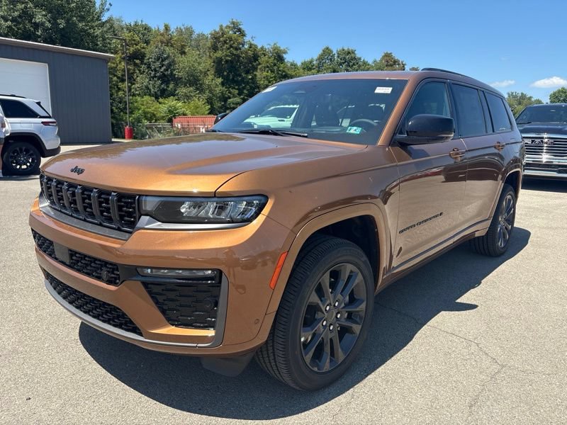 New 2026 Jeep Grand Cherokee L Limited AWD/4WD image 7
