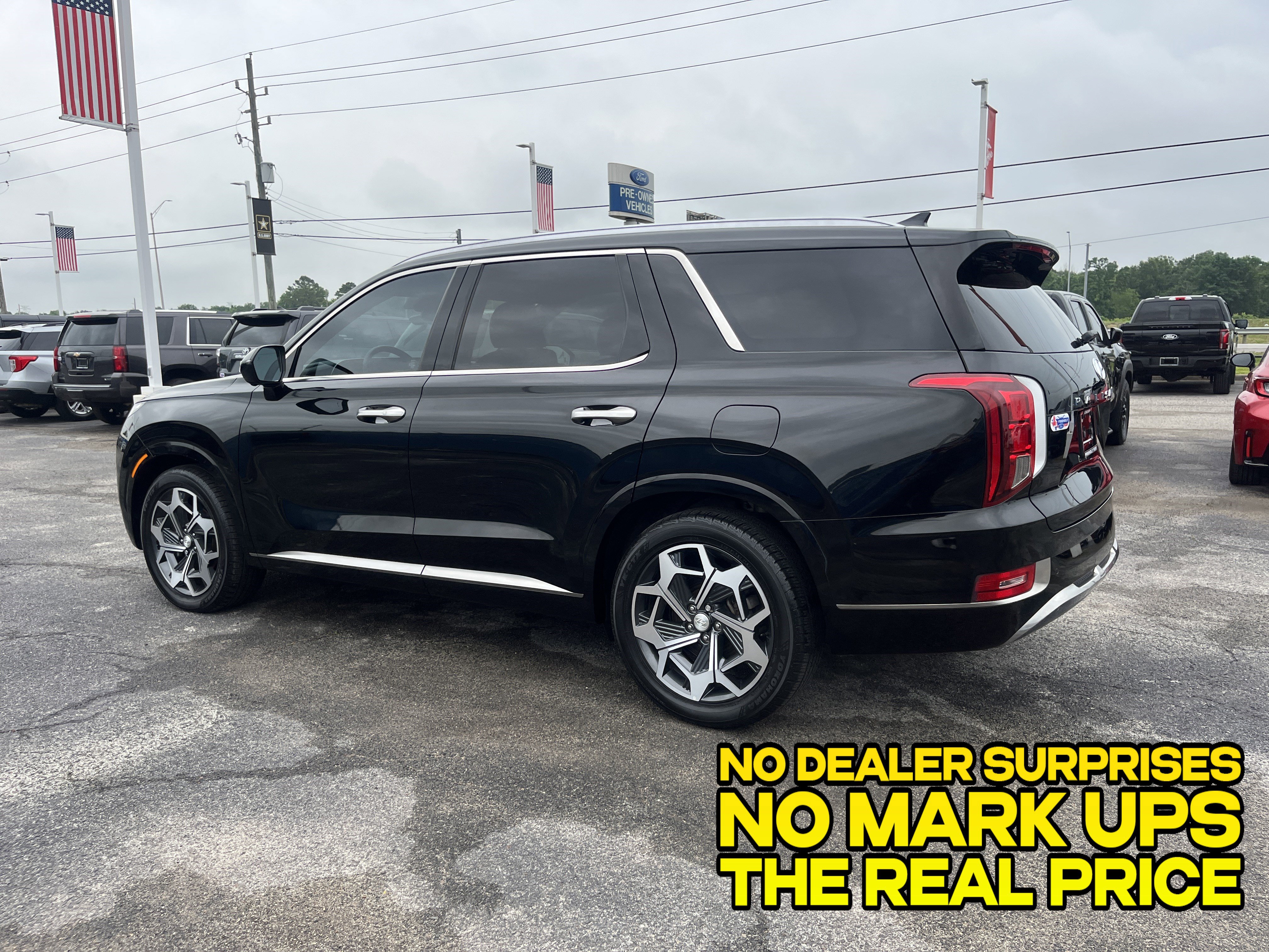 Used 2022 Hyundai Palisade Calligraphy w/ Cargo Package FWD image 6