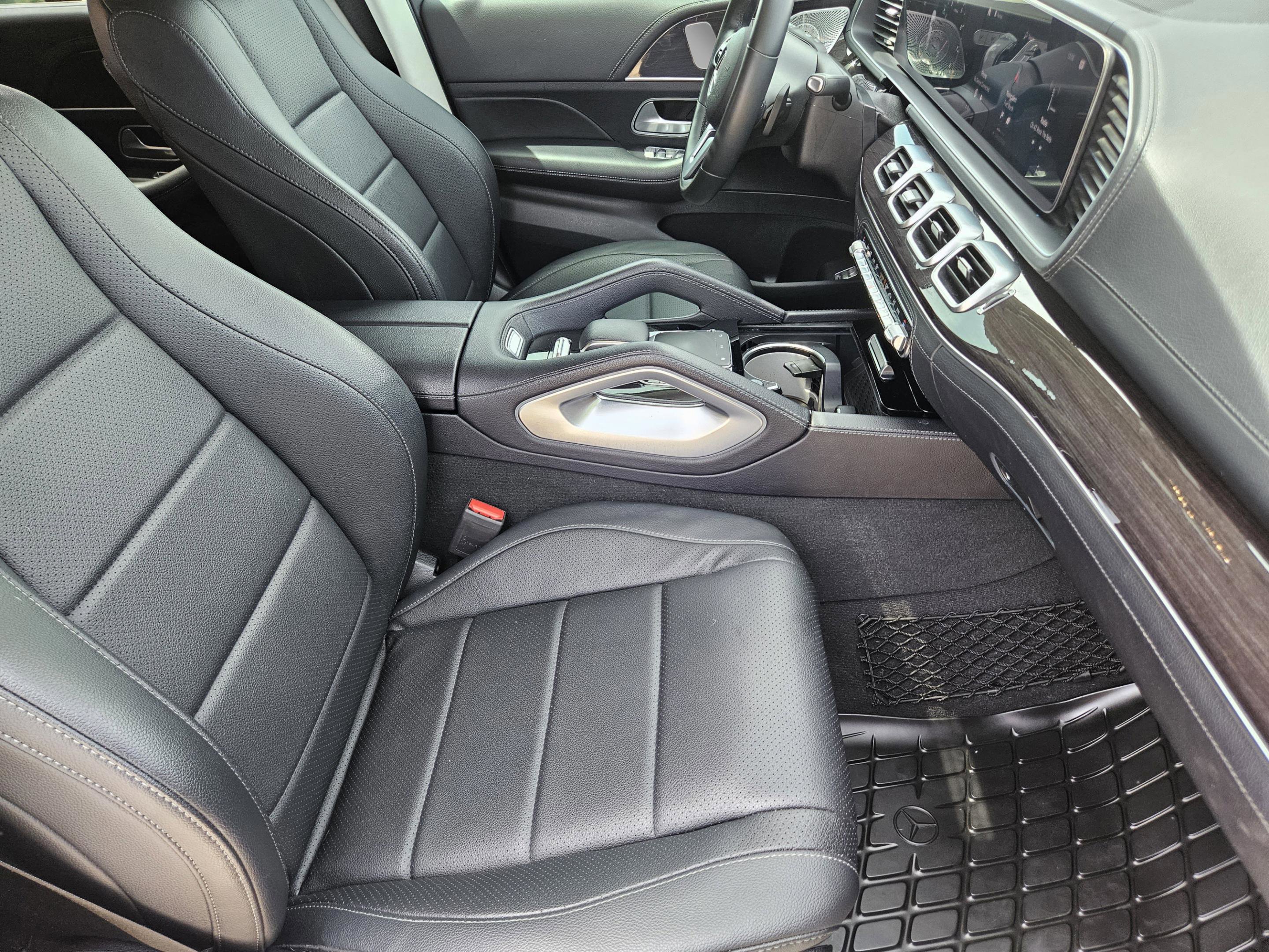 Used 2020 Mercedes-Benz GLS 450 4MATIC image 6