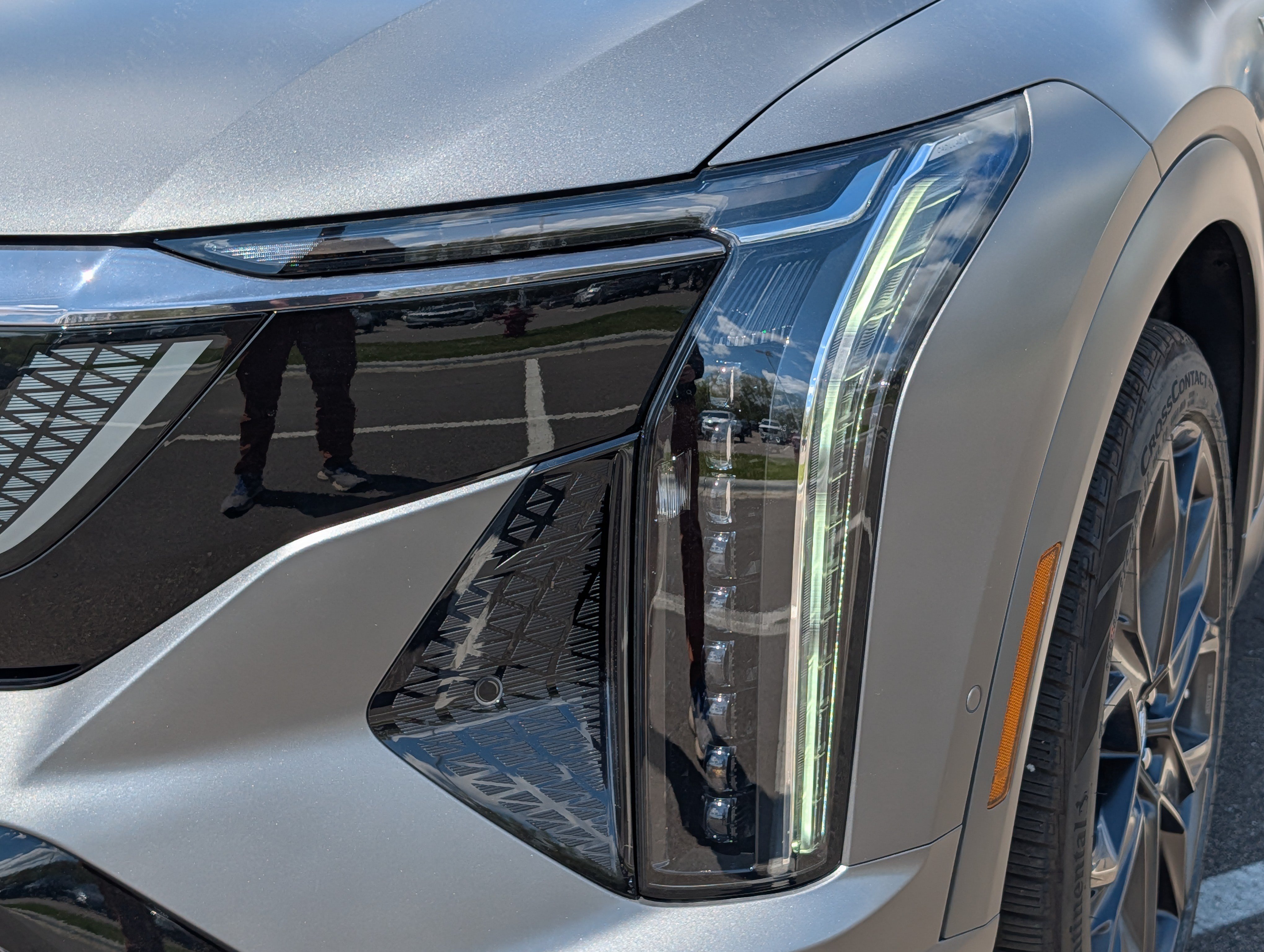 New 2026 Cadillac Optiq V w/ Magnus Launch Edition AWD/4WD image 19