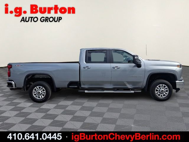 Used 2025 Chevrolet Silverado 2500 LT w/ Convenience Package image 7
