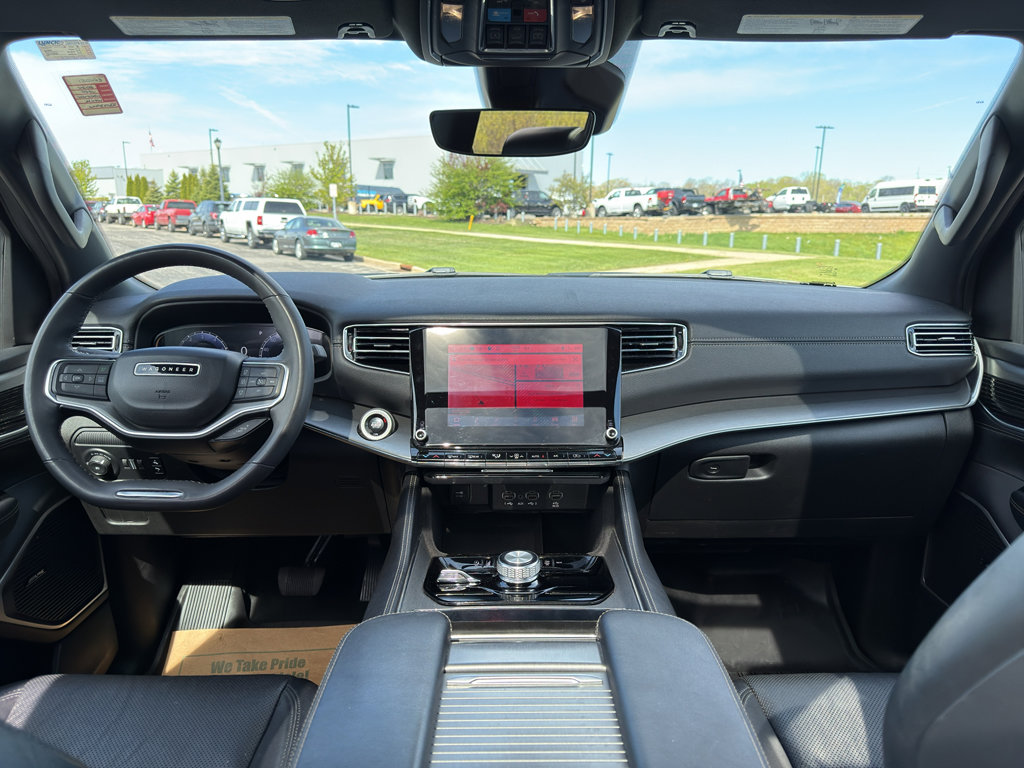 Used 2024 Jeep Wagoneer Series II AWD/4WD image 22