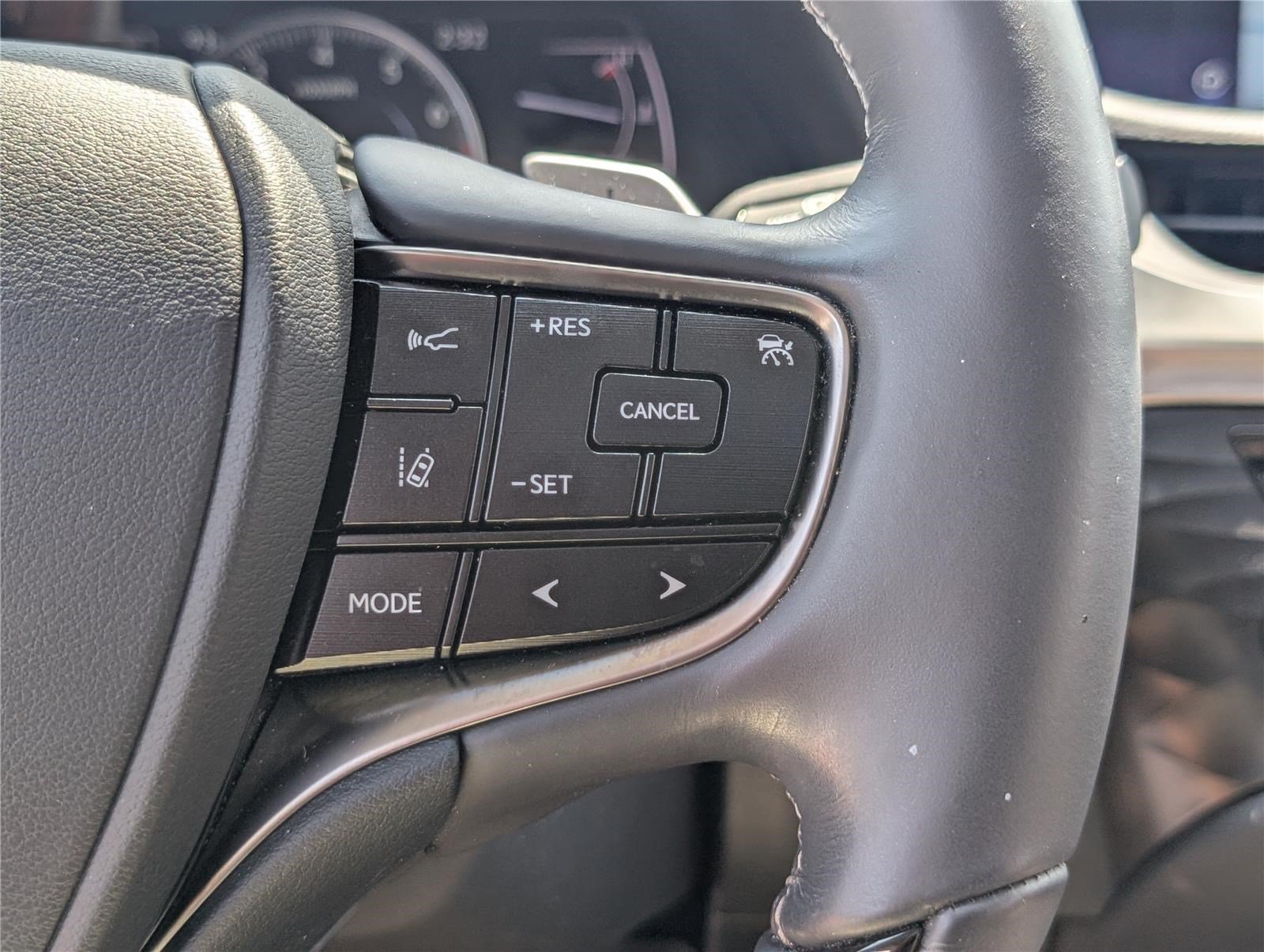 Used 2019 Lexus ES 350 w/ Accessory Package FWD image 24