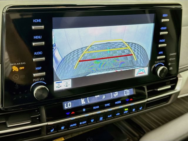 Used 2024 Toyota Sienna Limited AWD/4WD image 14