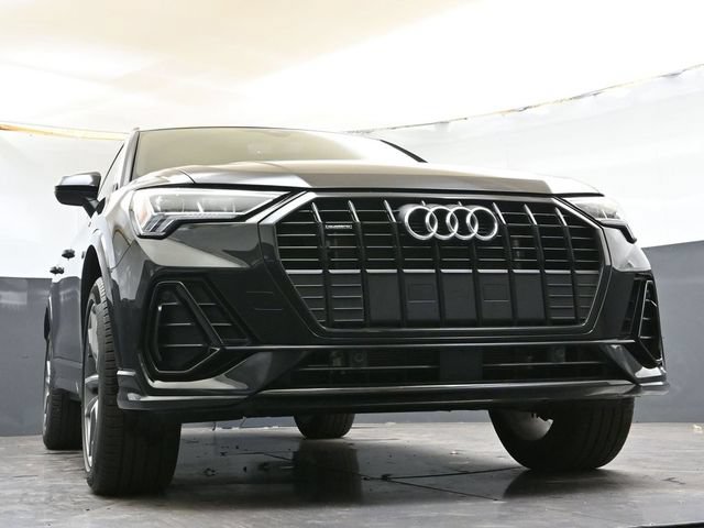Used 2024 Audi Q3 2.0T Premium w/ Convenience Package AWD/4WD image 37