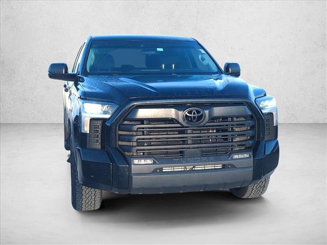 Used 2022 Toyota Tundra SR5 w/ Convenience Package RWD image 3