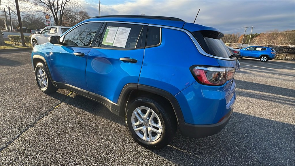 Used 2021 Jeep Compass Sport image 7