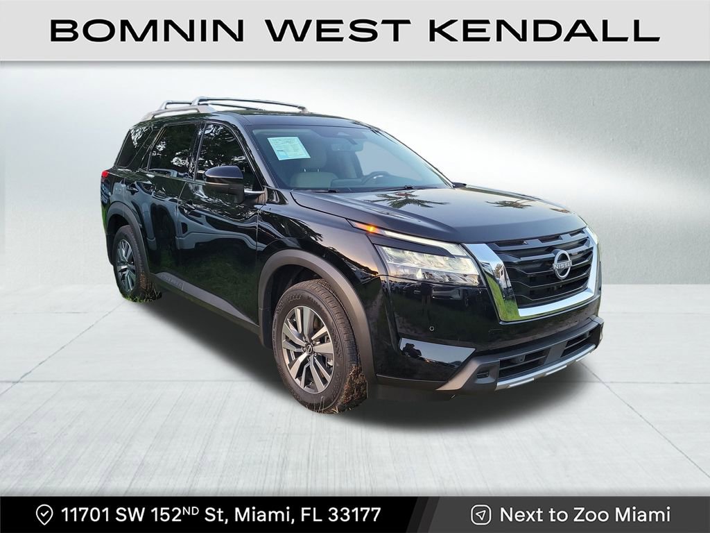 Used 2024 Nissan Pathfinder SL