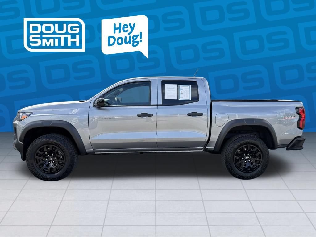 Used 2026 Chevrolet Colorado Trail Boss AWD/4WD image 2