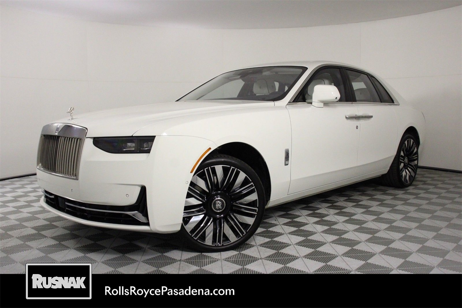 New 2025 Rolls-Royce Ghost image 1