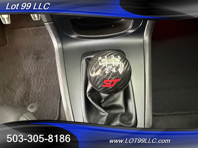 Used 2015 Ford Fiesta ST FWD image 13