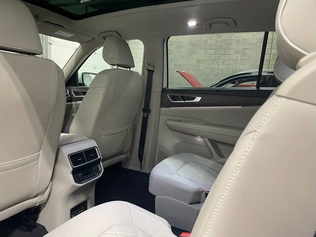 New 2026 Volkswagen Atlas SEL Premium R-Line image 13