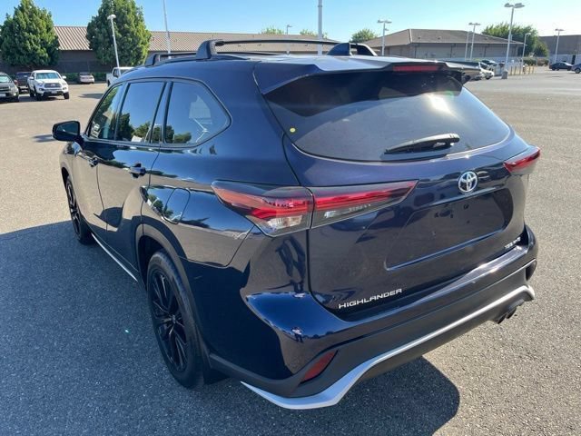 Used 2024 Toyota Highlander XSE AWD/4WD image 7