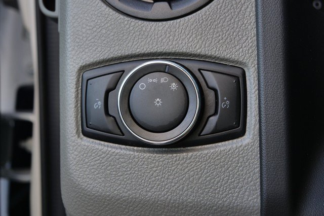 Used 2022 Ford E-350 and Econoline 350 Super Duty w/ Power Windows & Locks Group RWD image 26