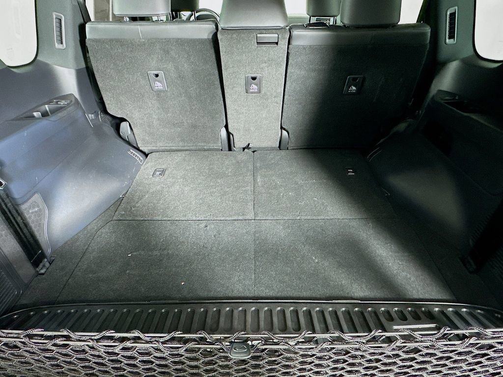 Used 2024 Lexus LX 600 F Sport image 34